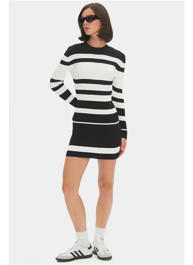 JUNE June Women Striped Mini Knit Dress Black - White