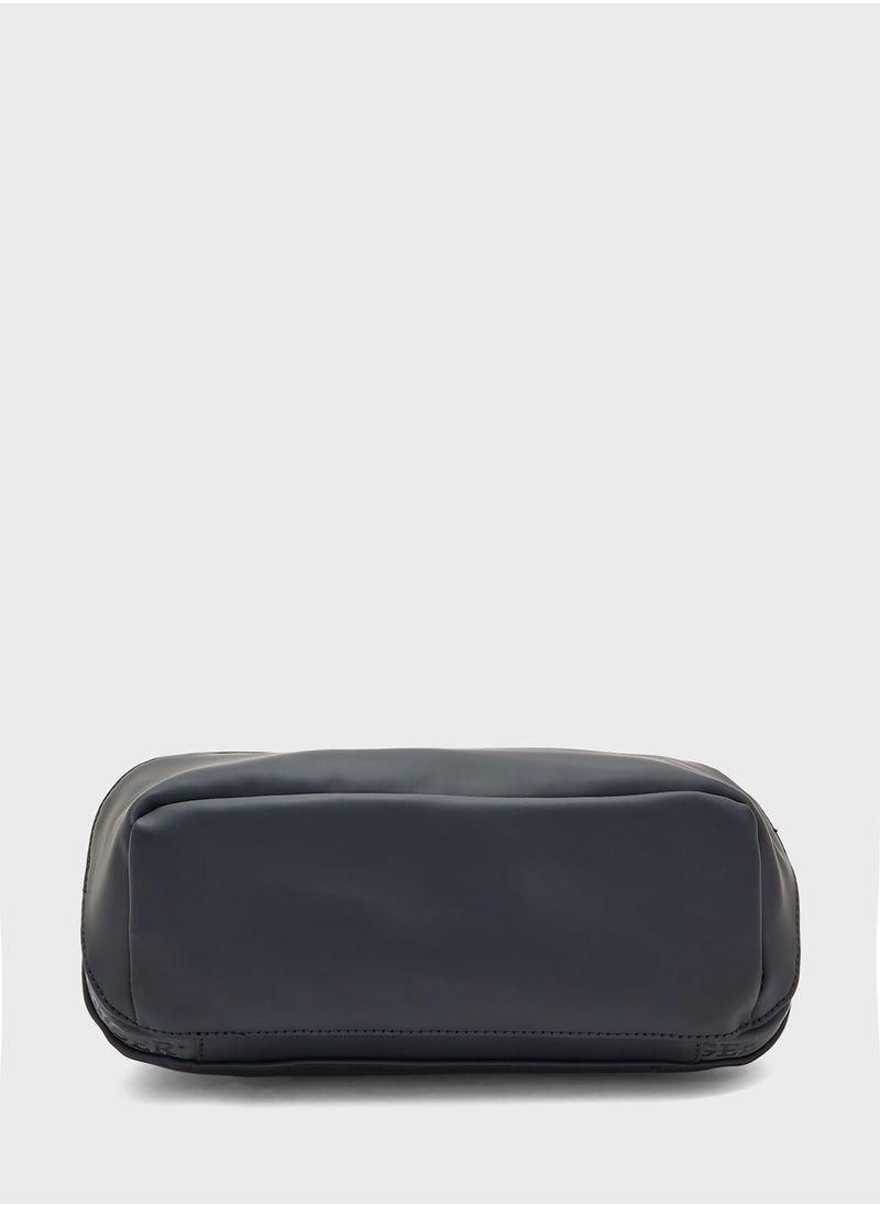 TOMMY JEANS - Logo Monotype Washbag - Image 1