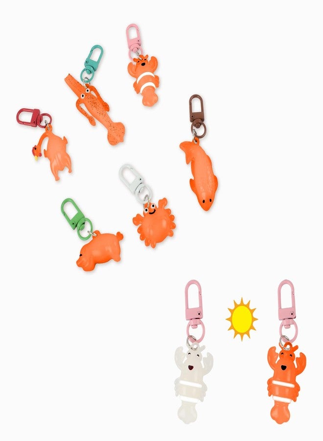 قلادة TBWHL متغيرة اللون بالأشعة فوق البنفسجية، 6 قطع من زينة سلسلة مفاتيح السيارة اللطيفة للمرآة الخلفية، سلسلة مفاتيح على شكل حيوان مرح صيفي، إكسسوارات داخلية للسيارة للرجال والنساء - Image 1