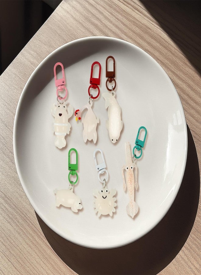 قلادة TBWHL متغيرة اللون بالأشعة فوق البنفسجية، 6 قطع من زينة سلسلة مفاتيح السيارة اللطيفة للمرآة الخلفية، سلسلة مفاتيح على شكل حيوان مرح صيفي، إكسسوارات داخلية للسيارة للرجال والنساء - Image 3