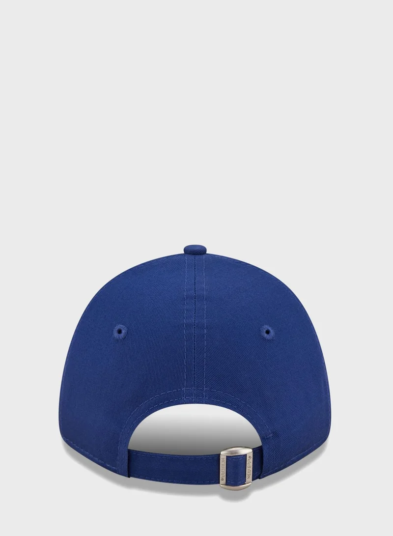 نيو ايرا كاب بشعار نيويورك يانكيز