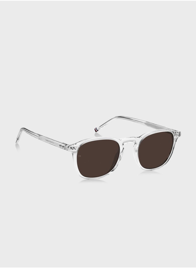 TOMMY HILFIGER Wayfarers Sunglasses  - Image 3