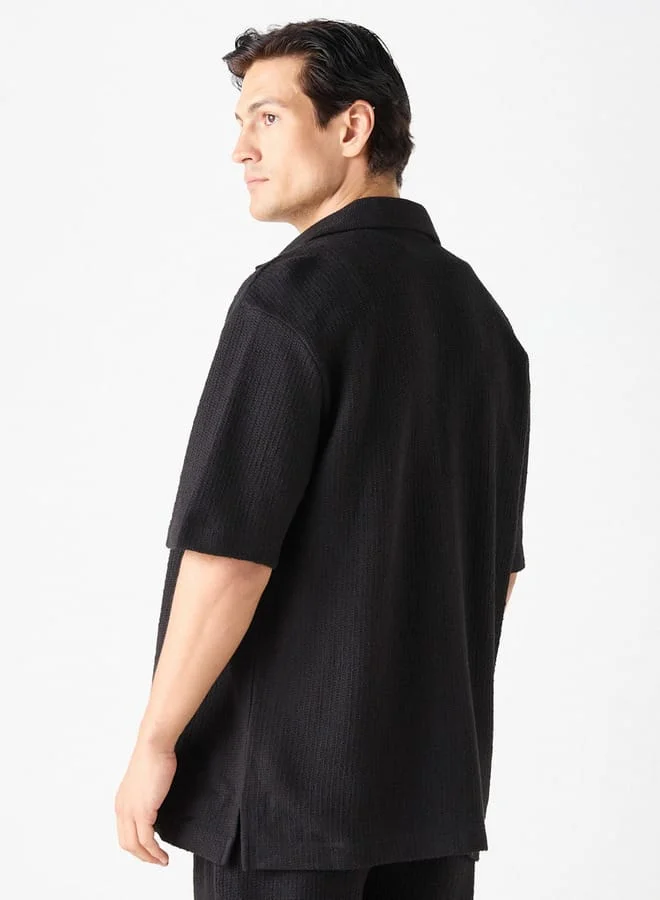 Iconic Iconic Relaxed Fit Textured Shirt with Short Sleeves