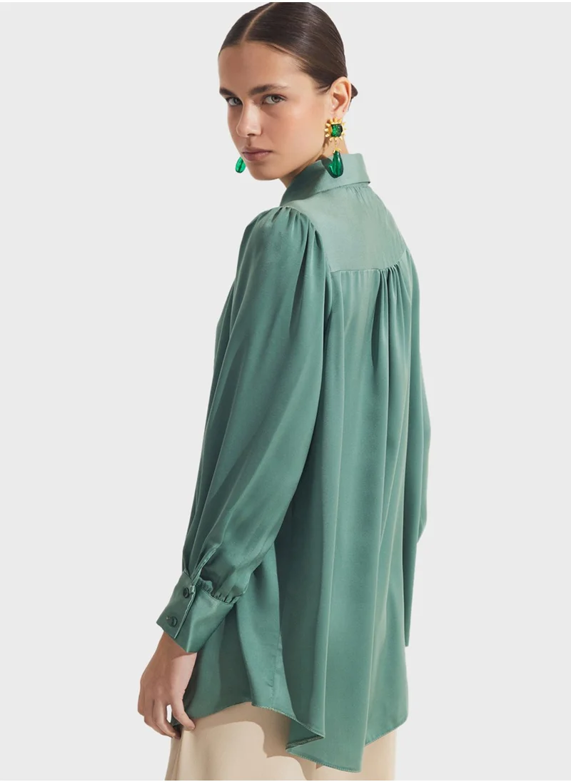 جون Embroidered Neck Button Down Shirt