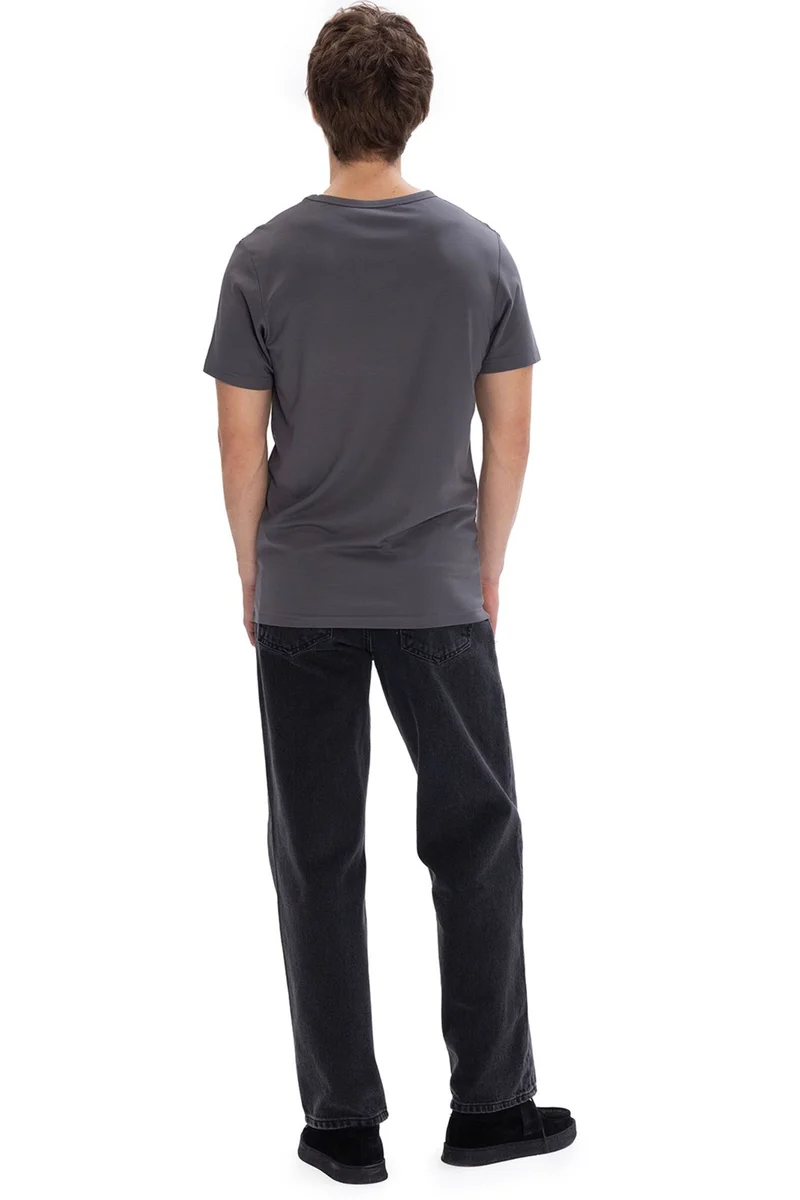 Giesto Charcoal Grey GIESTO Men's Solid Crew Neck T-Shirt for Men | Best Price UAE
