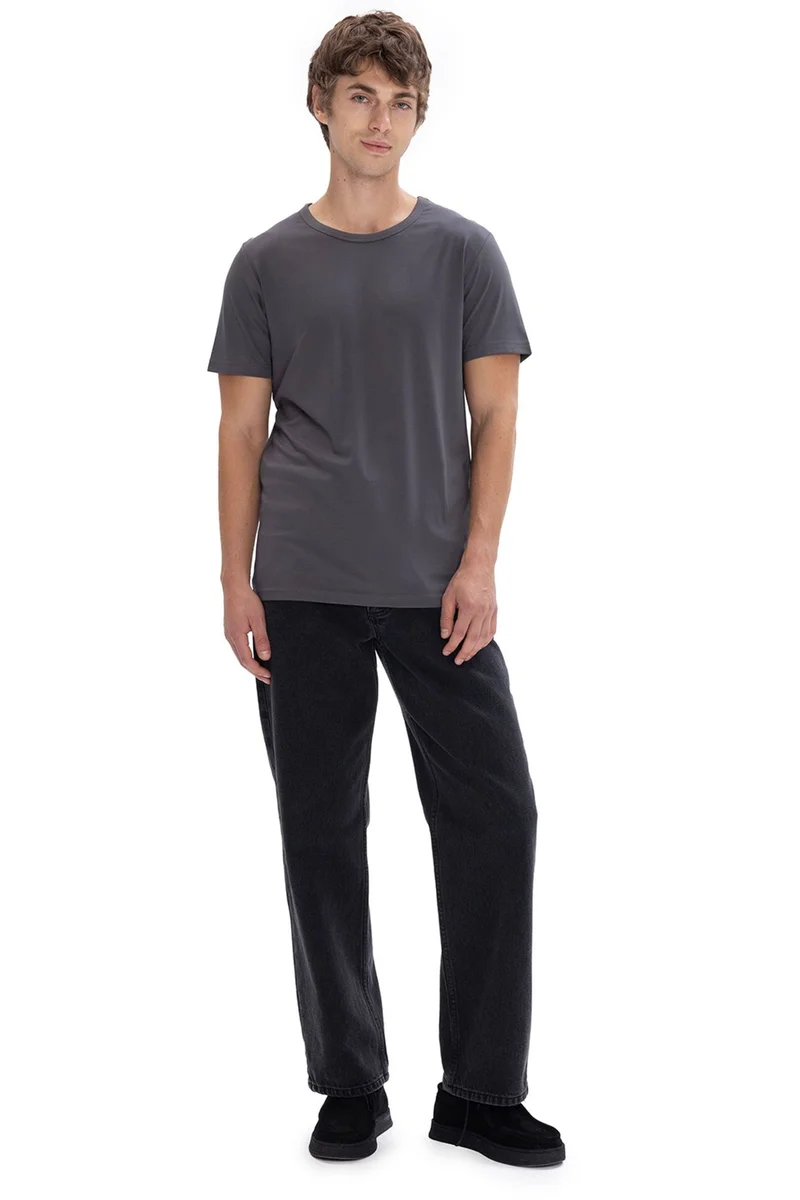 GIESTO Men's Solid Crew Neck T-Shirt