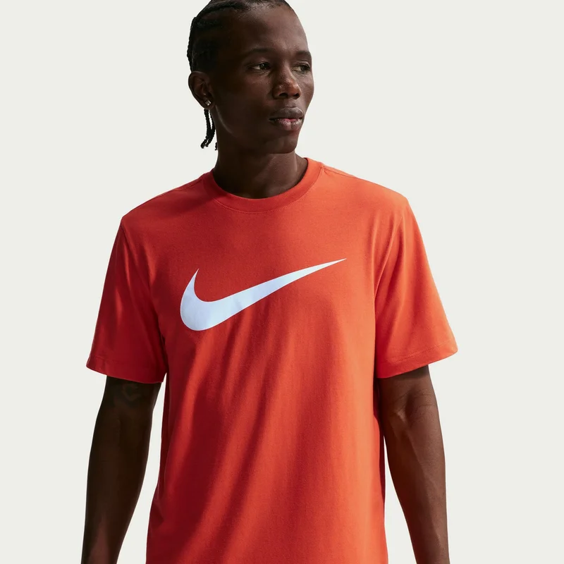 نايكي Men's Sportswear Swoosh T-Shirt