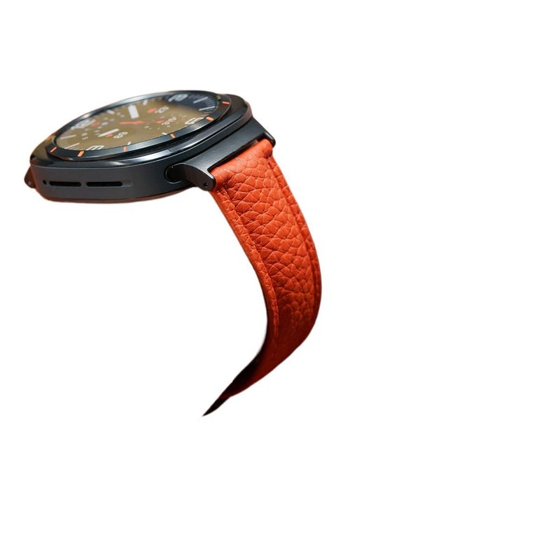 QX سوار ساعة ذكية سوار جلدي كلاسيكي متوافق مع Samsung Galaxy Watch Ultra بملاءمة قابلة للتعديل وحزام بديل للاستخدام اليومي باللون أخضر قابل للتعديل باللون الأخضر - Image 5
