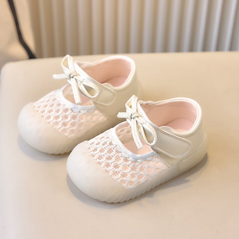 Mesh Sneakers Lightweight Flexible Sole Walking Shoes For Kids Indoor And Outdoor Activities - Image 1