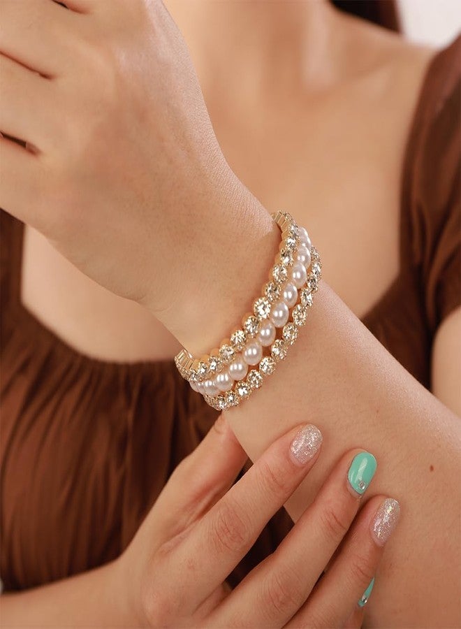 يرتير سوار زفاف YERTTER ذهبي اللون بثلاثة صفوف من اللؤلؤ وأحجار الراين، سوار مذهل متعدد الطبقات قابل للتعديل، سوار مرصع بالكريستال، هدية للنساء والعرائس (ذهبي 3) - Image 2