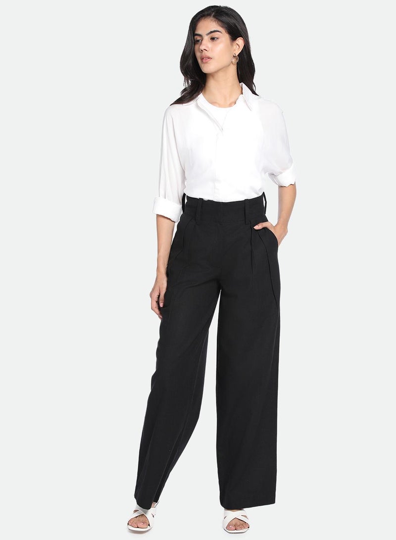 Dennis Lingo Women's Black Cotton Blend Solid Ankle Length Pleat Front Relaxed Fit Trouser - Image 1
