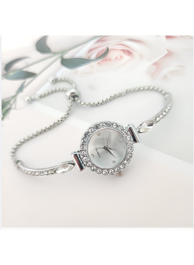 New Style Fashion Strap Diamond Encrusted Women's Watch
