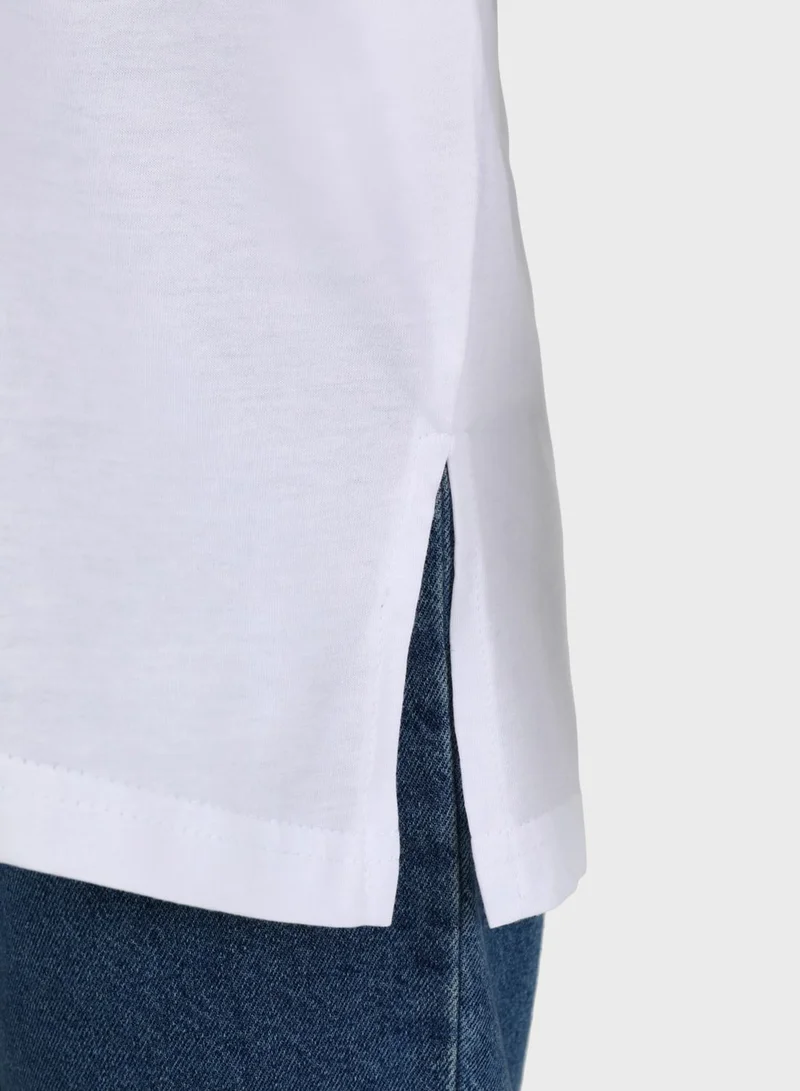 Benin by modanisa Oversize Round Neck T-Shirt