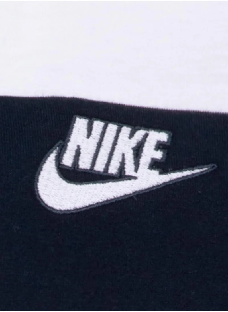 Nike NKN CLUB SEASONAL SS TEE