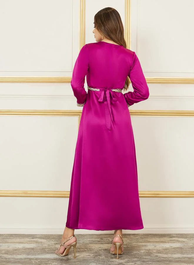 ستايلي Handwork Thread Embroidered Lace Detail Belted Kaftan