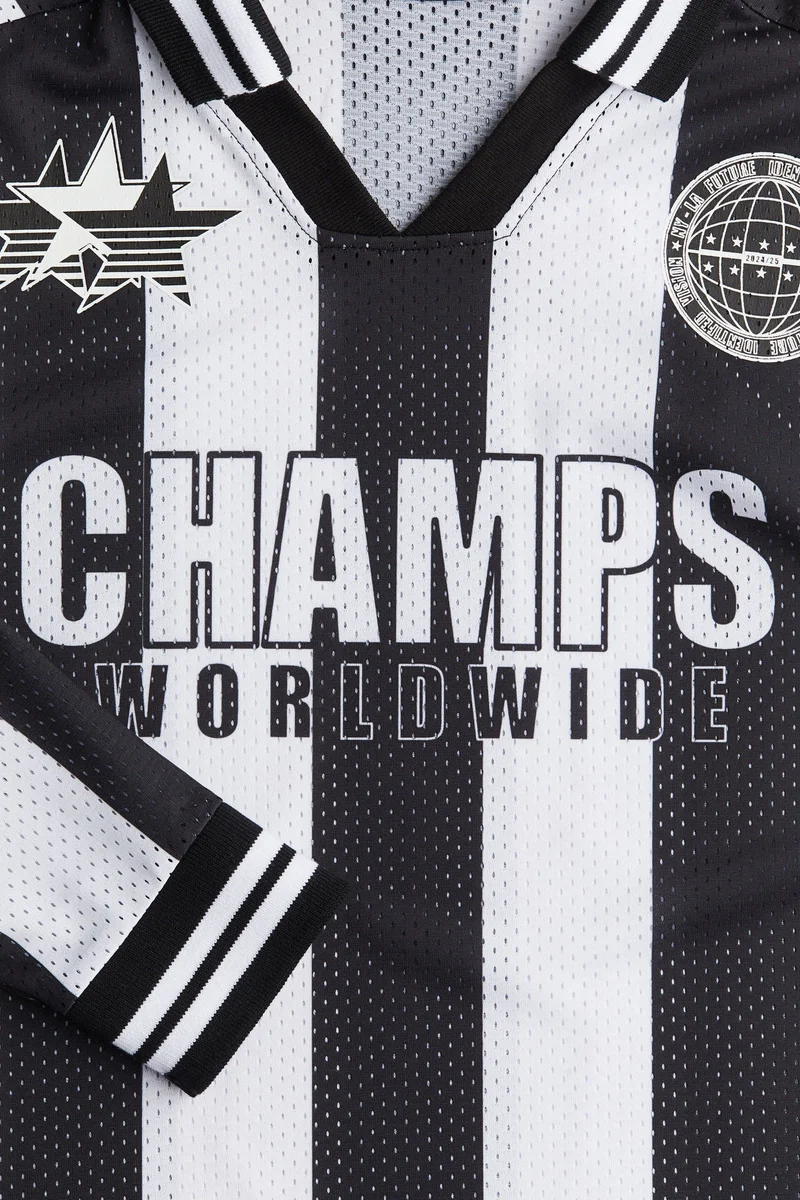 H&M Long-Sleeved Football Shirt