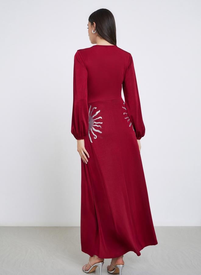 ستايلي فستان طويل خمري مزين بحافة واسعة - Image 5