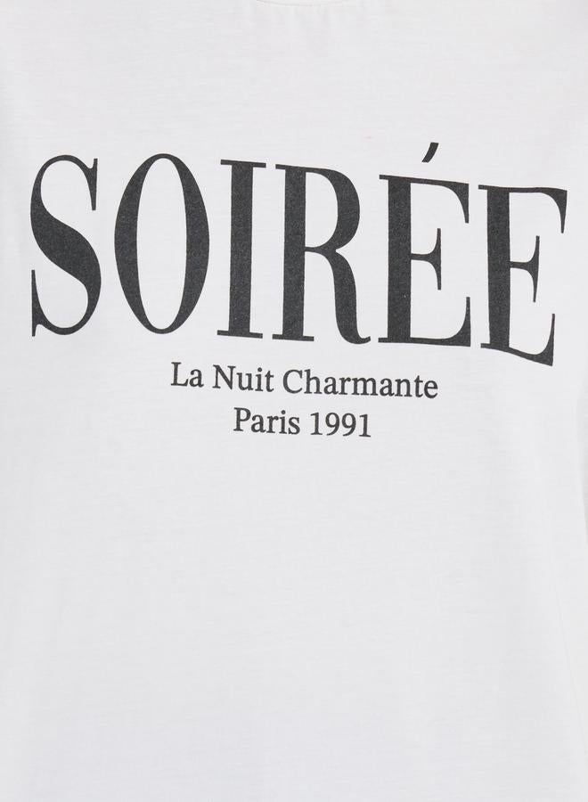 Styli Oversized Slogan Print Round Neck T-Shirt  - Image 4