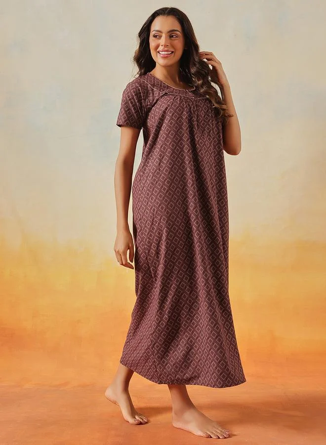 كلوفيا قميص نوم طويل قطني بطبعة هندسية