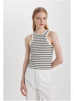 Woman Slim Fit Halter Collar Sleeveless Knitted Top