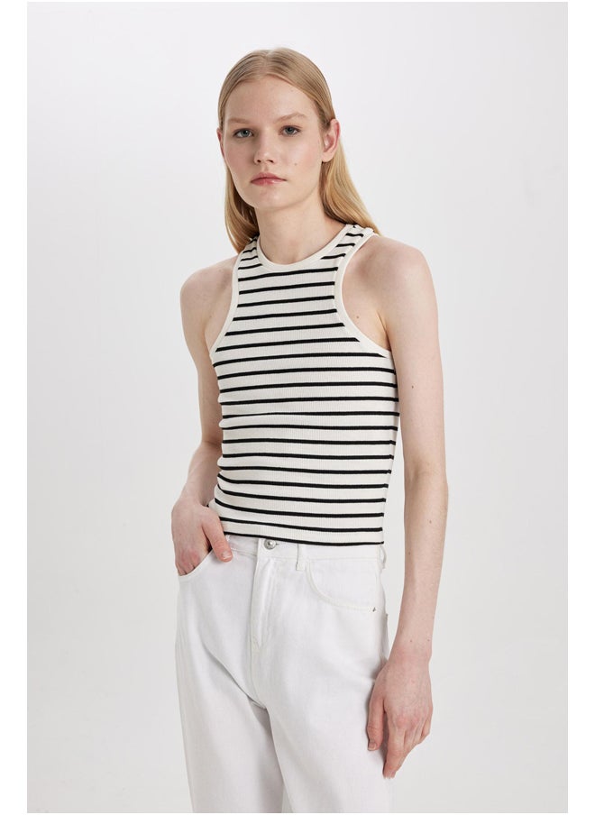 DeFacto - Woman Slim Fit Halter Collar Sleeveless Knitted Top - Image 1