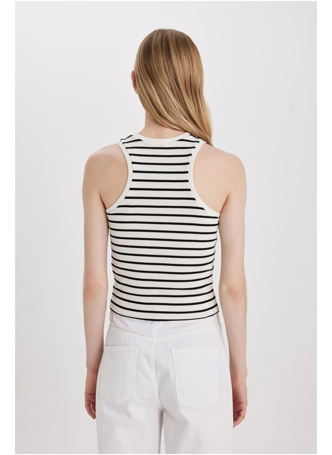 DeFacto - Woman Slim Fit Halter Collar Sleeveless Knitted Top - Image 1