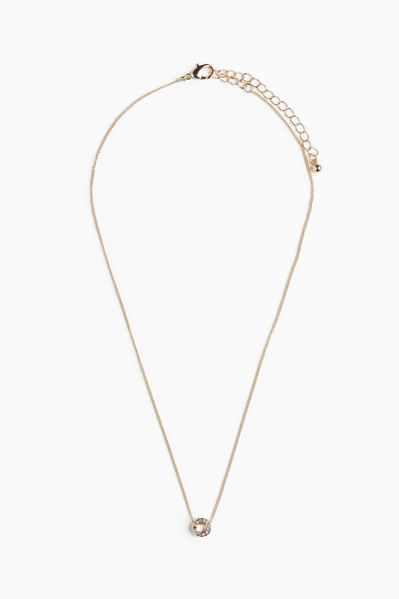 اتش اند ام قلادة مزينة بأحجار الراين