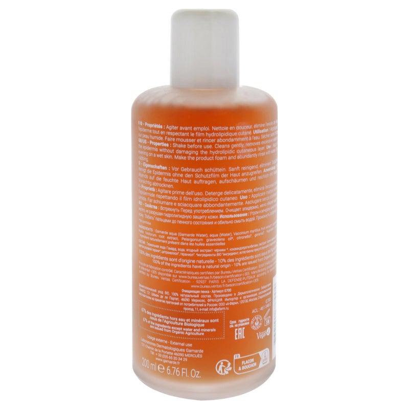 gamarde ماء رغوي من غامارد للتنظيف - منظف وجه مع مستخلص التوت الأزرق وزيت الجيرانيوم الأساسي - مثالي للبشرة المعرضة للبثور - 6.76 أونصة - Image 3