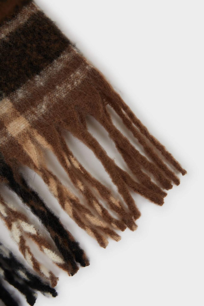 DeFacto Boy Plaid Woven Scarf - Image 3