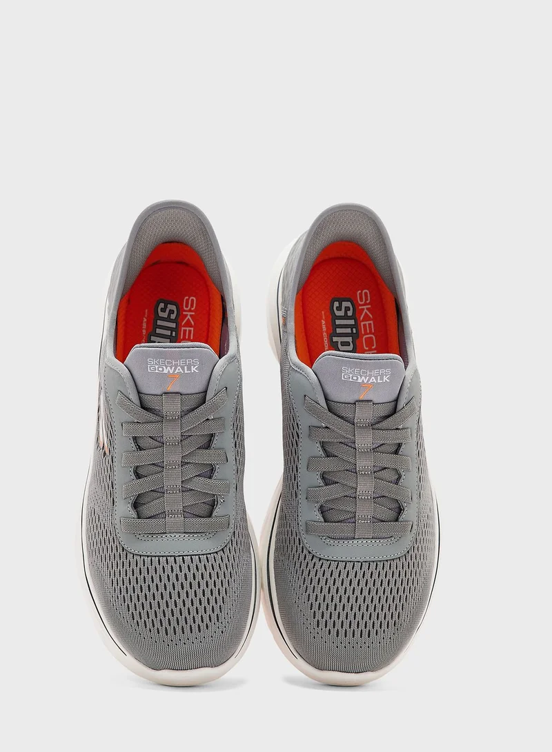 SKECHERS Go Walk 7