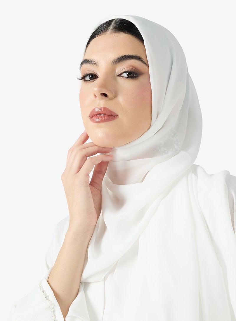 هيا كلوزيت عباية مفتوحة بياقة على شكل حرف  مزينة بالثنيات - Image 5