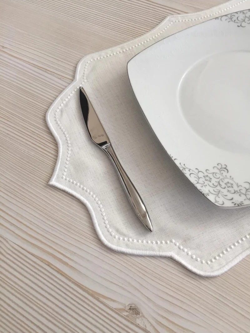 Nisahometeks 6 Pieces Embroidered Linen Placemat - Linen Plate