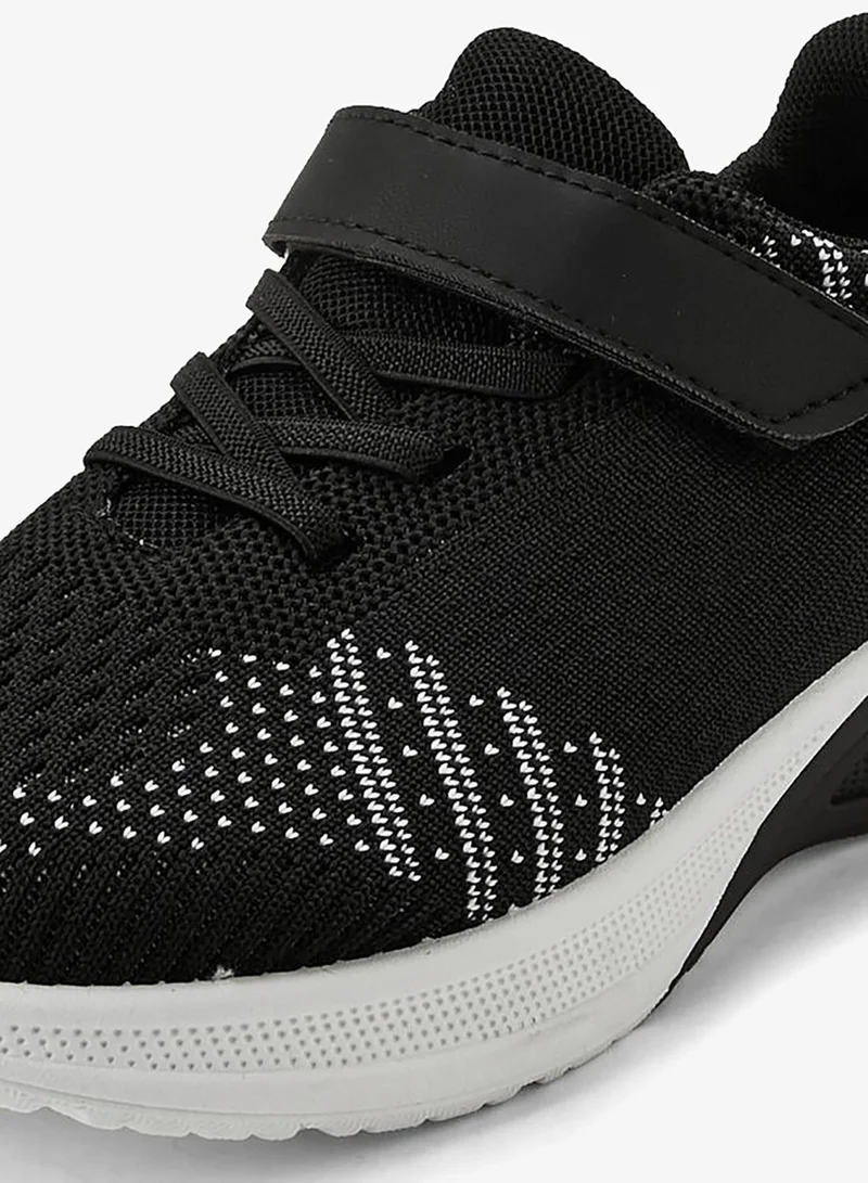 Oaklan by Shoexpress BLACK Boys Hook & Loop Sports Shoes for Men | Best Price UAE