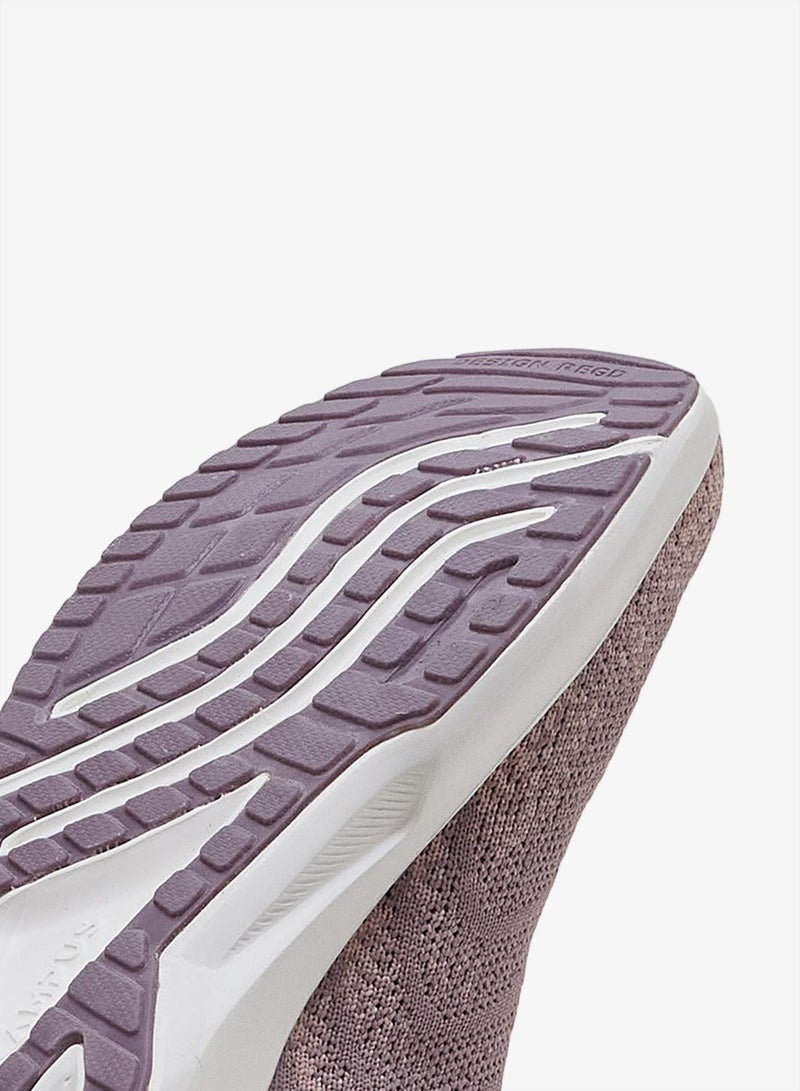 كامبس حذاء رياضي نسائي وردي مريح بتصميم شبكي مسامي ورباط سهل الارتداء - Image 5