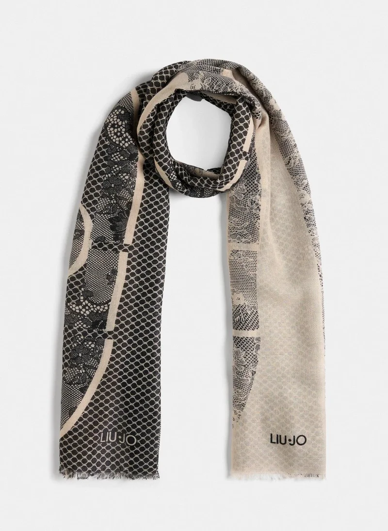 ليو جو شال ليو جو بيتر