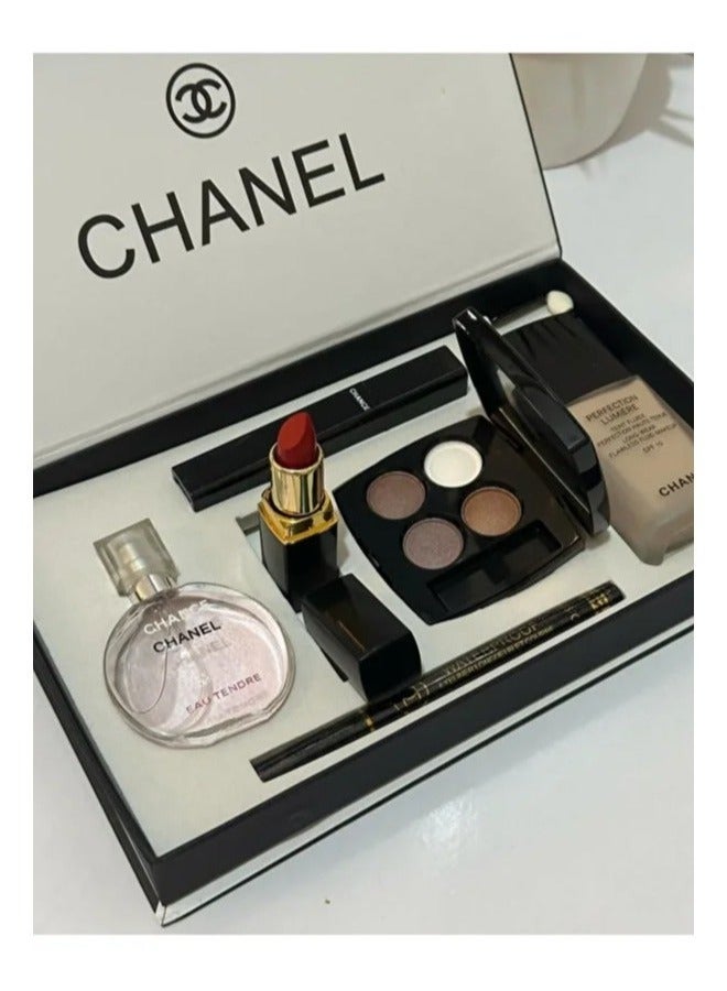 شانيل مجموعة من مستحضرات التجميل في بكج مناسب للاهدا