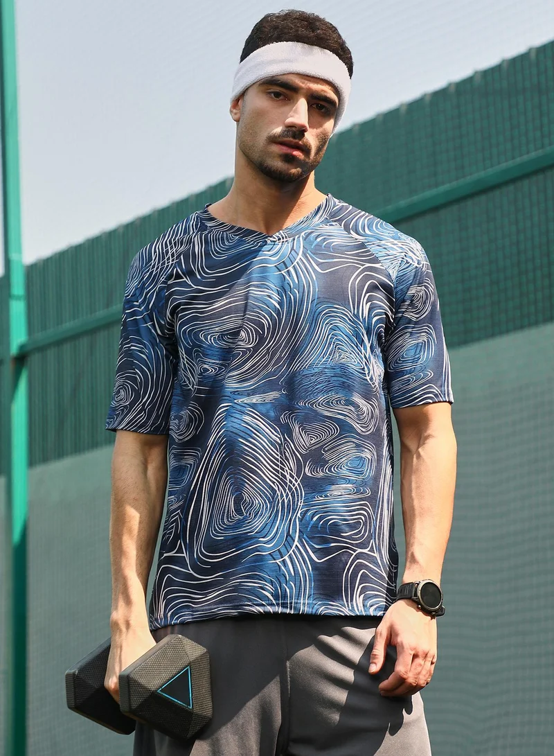 Campus Sutra Men's Navy Blue Swirl-Lined Activewear T-Shirt