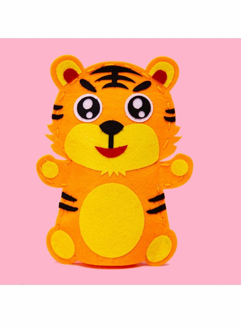 NIBEMINENT - DIY Finger Puppets Dolls, 8 Pcs Hand Puppet Making Kit Felt Sock Set Animal Craft Creative Play Party Supplies for Kids (Mixed) - Image 1