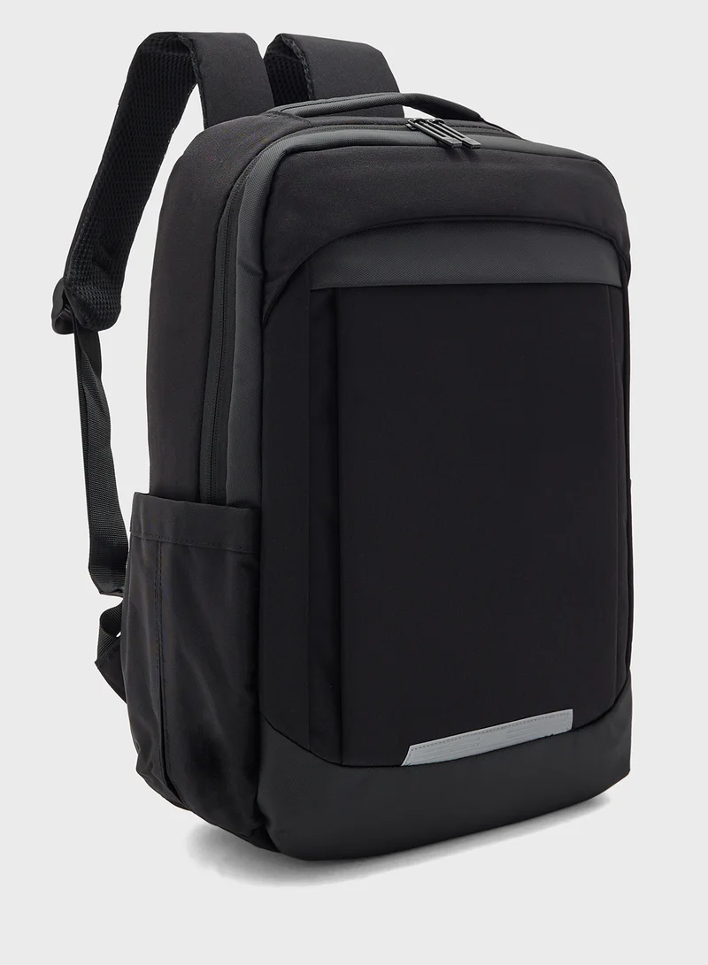 Robert Wood Casual Backpack With Padded Support And Usb Port