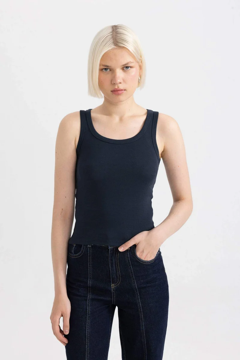 ديفاكتو Slim Fit Ribana U Collar Tank Top