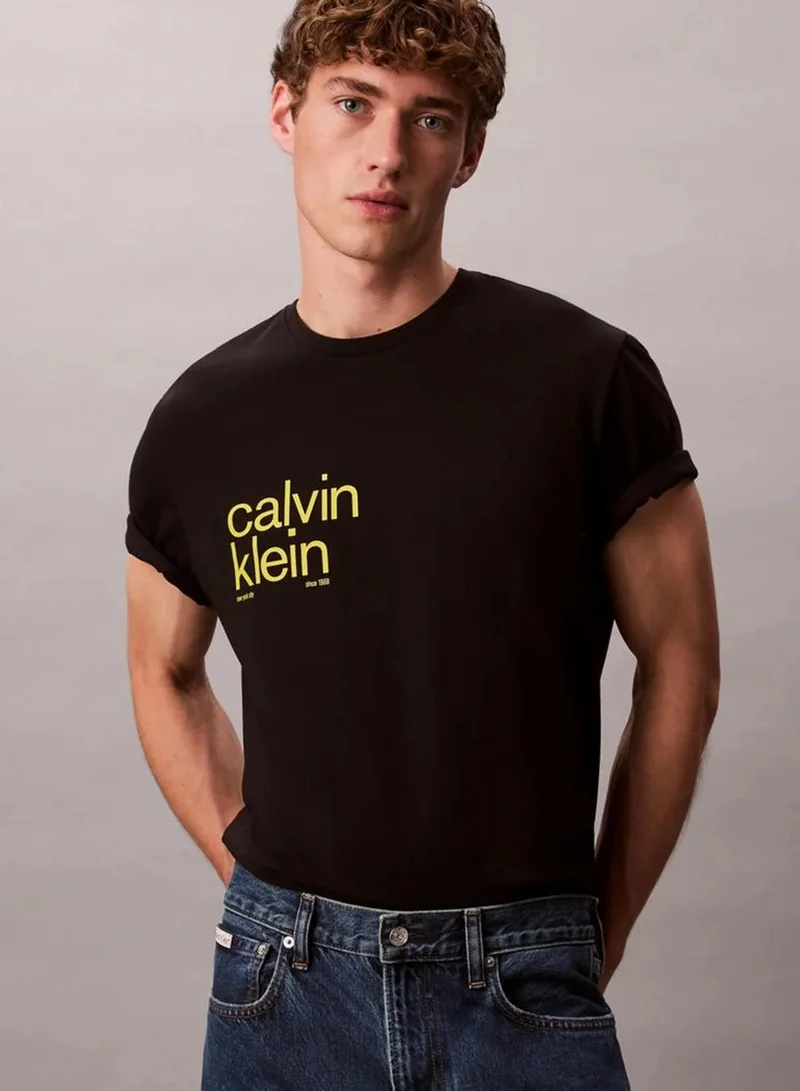 Circle Graphic Relaxed T-Shirt