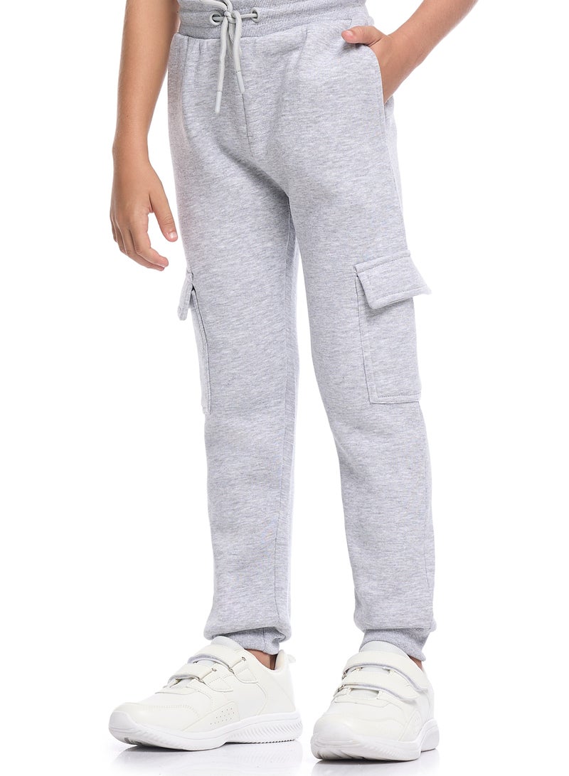 فكتور اند جين طقم رياضي للأولاد بنطلون كارجو رمادي وبلوزة كحلية من الصوف - Image 4