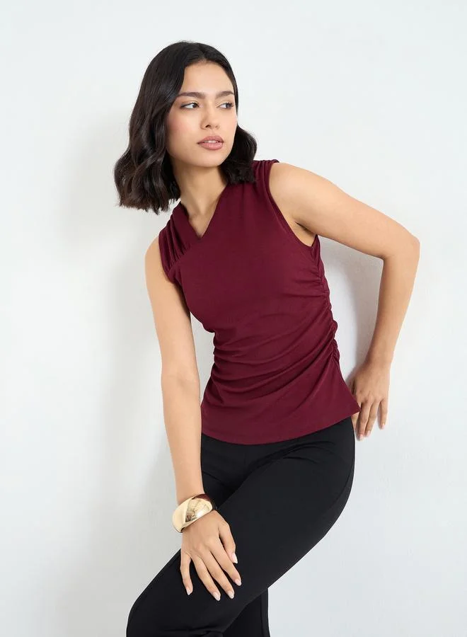 Styli Styli Women Burgundy Sleeveless Textured Knit Top