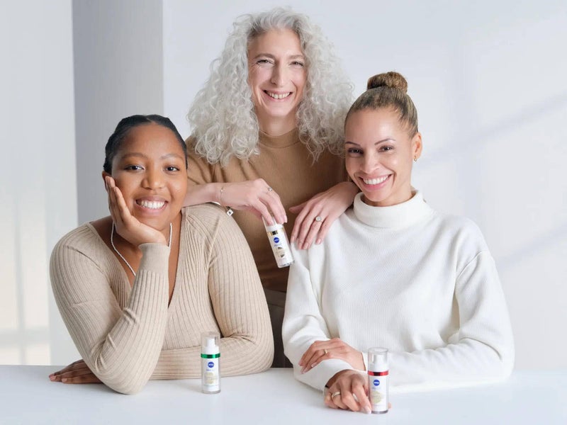 NIVEA Cellular Luminous630 Anti-Spot & Anti-Age Face Serum 30 ml for Brighter, More Even-Looking Skin and Improved Radiance with Hydrating, Firmness-Supporting Formula for All Skin Types - Image 3