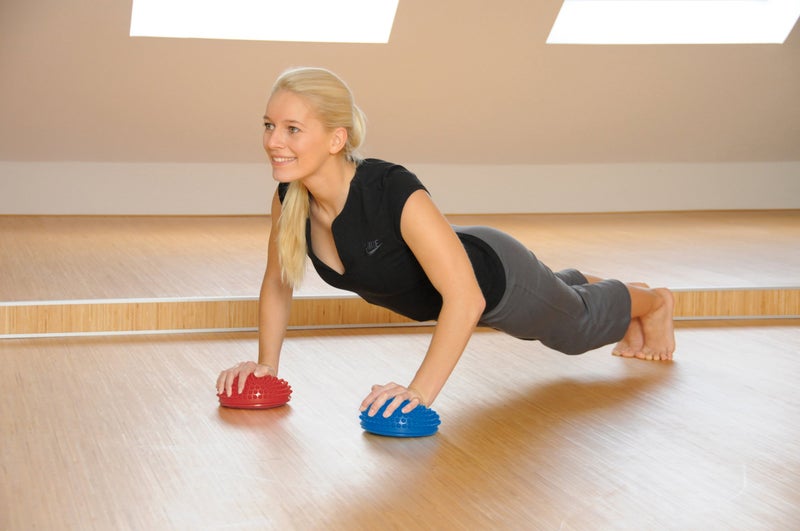 SISSEL Spiky Dome Set of 2 | Balance & Coordination Training Device | 100% Phthalate-Free PVC | Colors: Blue & Red | Foot Massage & Fitness | Supports up to 176 lbs | Ideal for Home Gym & Therapy - Image 2