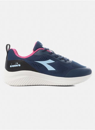 SmoothWalk Women Sneakers