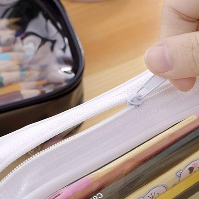 YLmeet حقيبة أقلام شفافة من PVC، أبيض وأسود، 20x8.5x3.5 سم، حقيبة بسحاب شفافة لتخزين الأدوات المدرسية والامتحانات والسفر ومستحضرات التجميل - Image 3