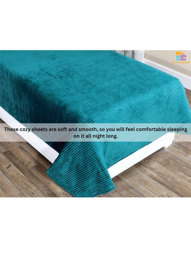 RD TREND 190 GSM بطانيات دافئة لفصل الشتاء حجم مفرد (60x90 بوصة) مع غطاء وسادة واحد حجم (18x28 بوصة) لون- أزرق متقطع نمط- مخطط - Image 5