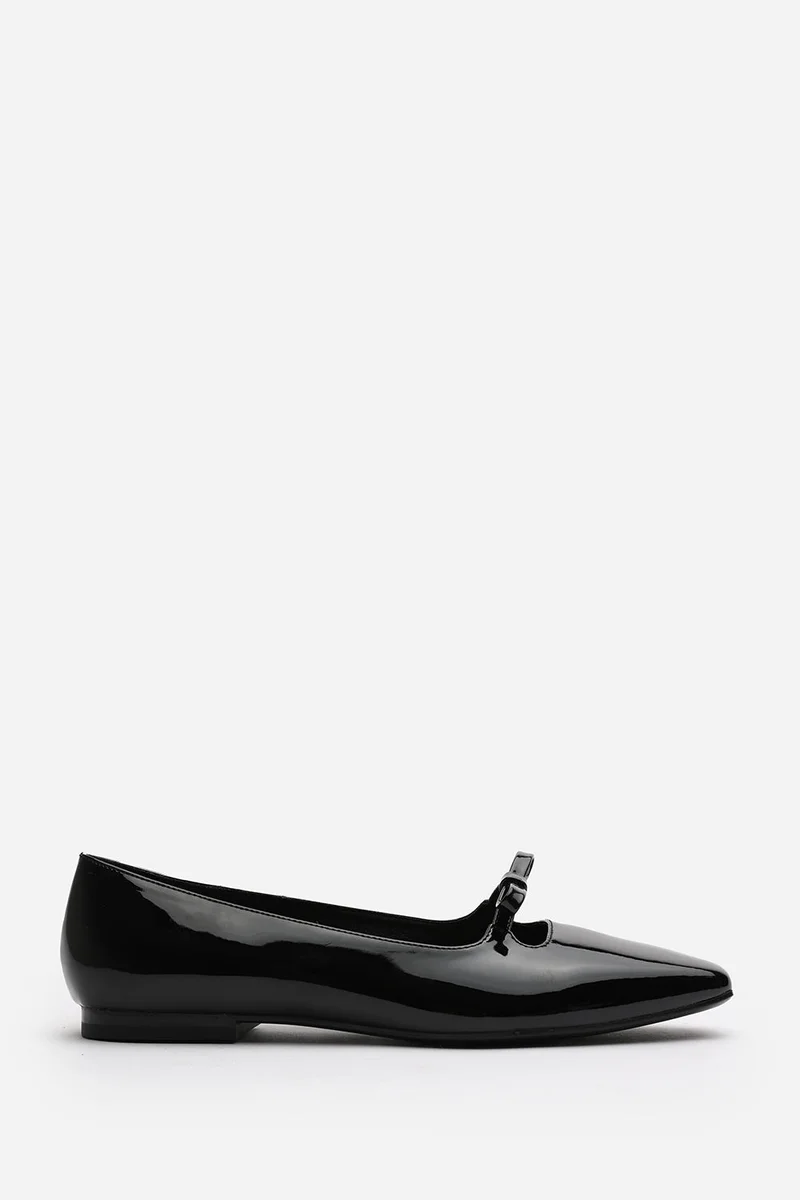 Where's That From 'Jessica' Square Toe Ballet Flats With Knot Bow