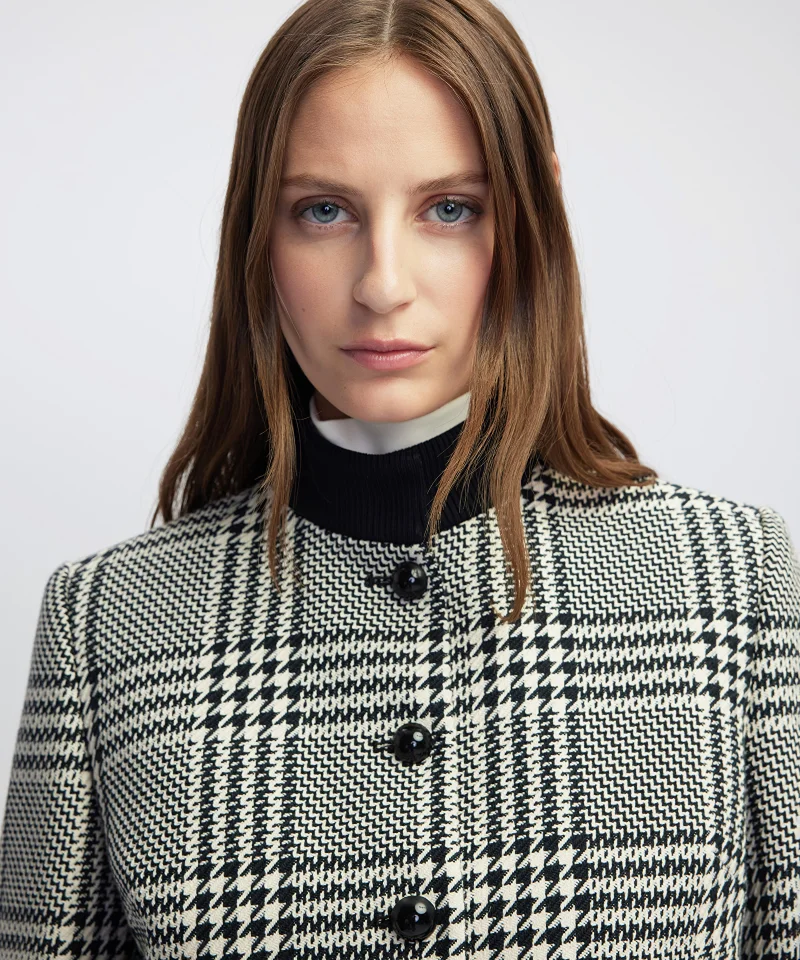 ابيكول جاكيت كاروهات